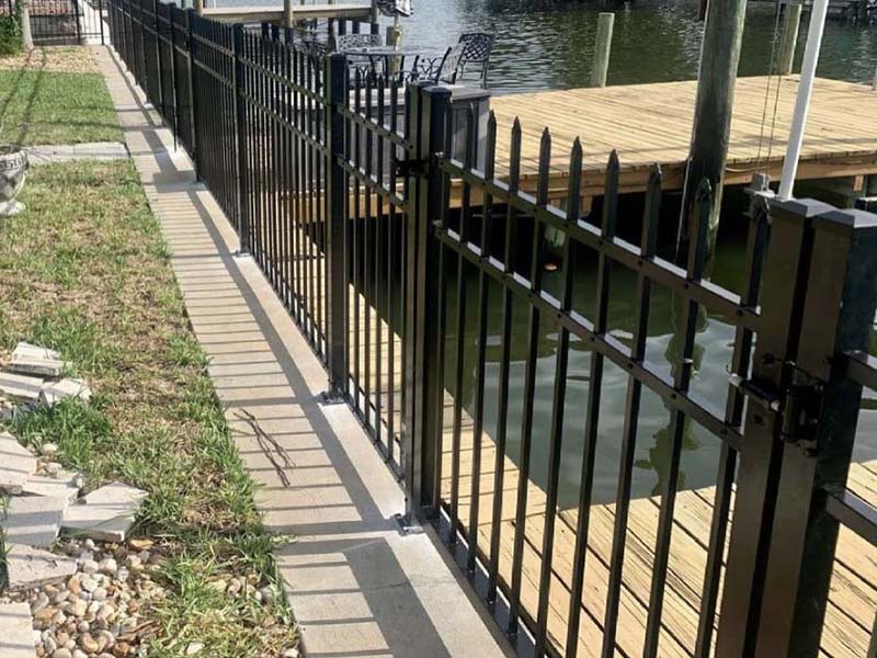 aluminum fence company in the Tampa Florida area.