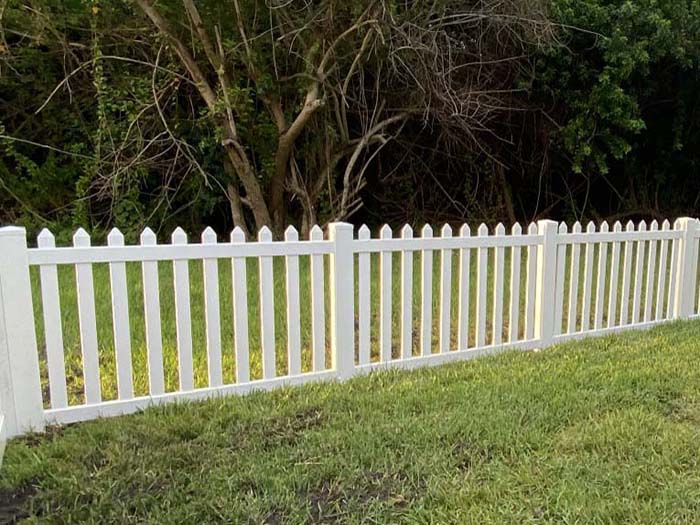 vinyl fence Lutz Florida